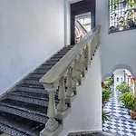Duplex En Antigua Casa Palacio - Calle San Isidoro