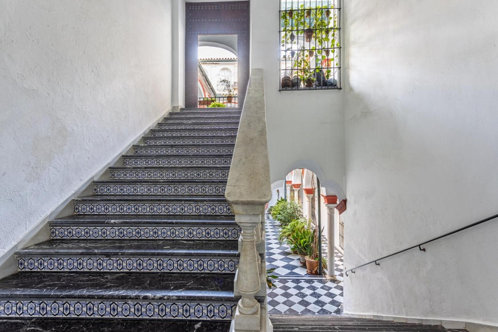 Duplex En Antigua Casa Palacio - Calle San Isidoro